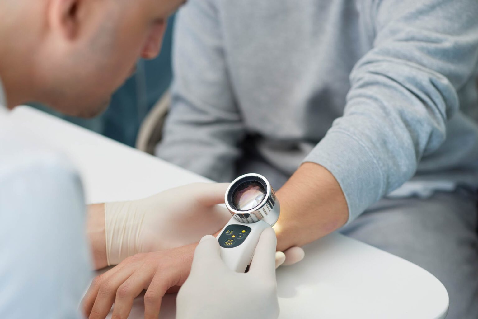 Dyaderm Dermatologie & ästhetik Düsseldorf Dimitrios Georgas DYADERM - Ihre Dermatologen in Düsseldorf